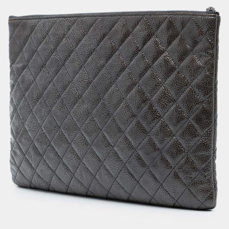 Pre Owned Chanel Large Crinkled Patent O Case Clutch
