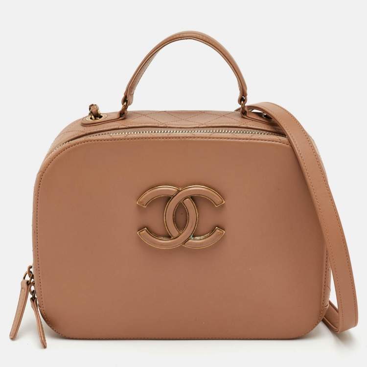 Pre Owned Chanel Coco Curve Beige Leather Vanity Case Bag