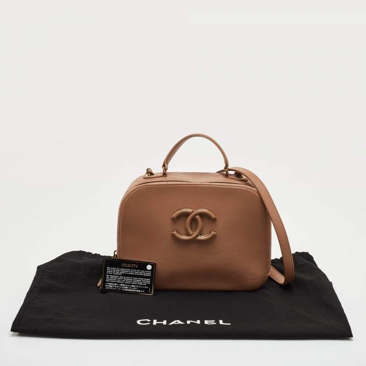 Pre Owned Chanel Coco Curve Beige Leather Vanity Case Bag