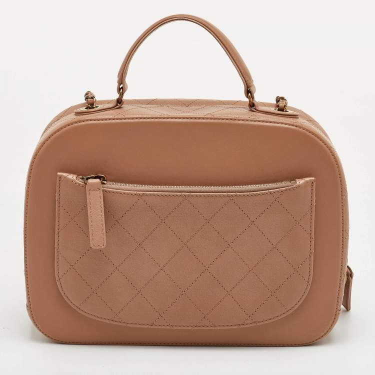 Pre Owned Chanel Coco Curve Beige Leather Vanity Case Bag