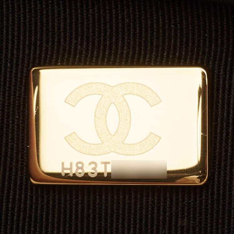 Pre Owned Chanel 19 Small Ombre Grey Quilted Wool and Leather Flap Bag