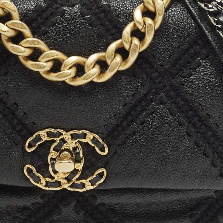 Pre Owned Chanel 19 Crochet Small Black Quilted Leather Flap Bag