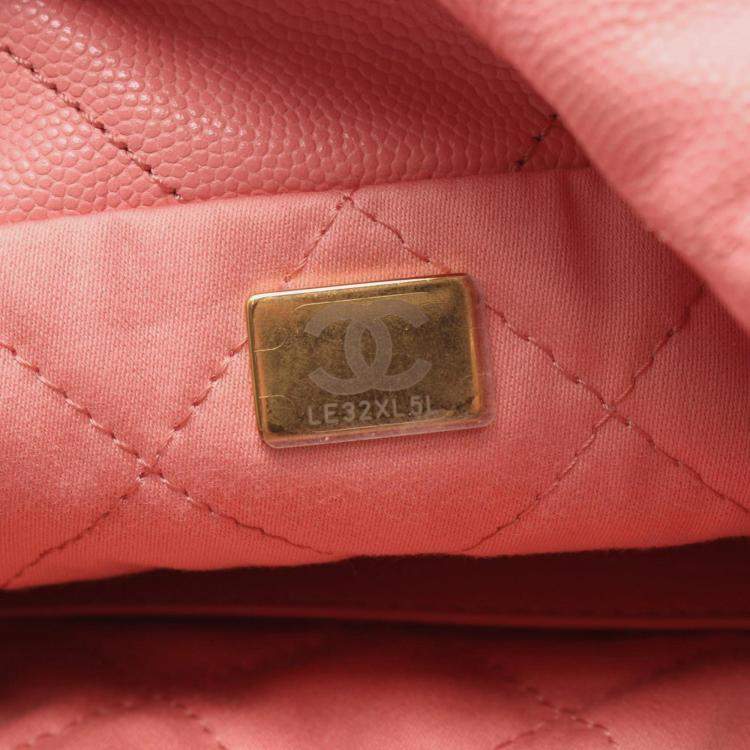 Pre Owned Chanel 22 Mini Shoulder Bag In Grained Calfskin Leather Pink