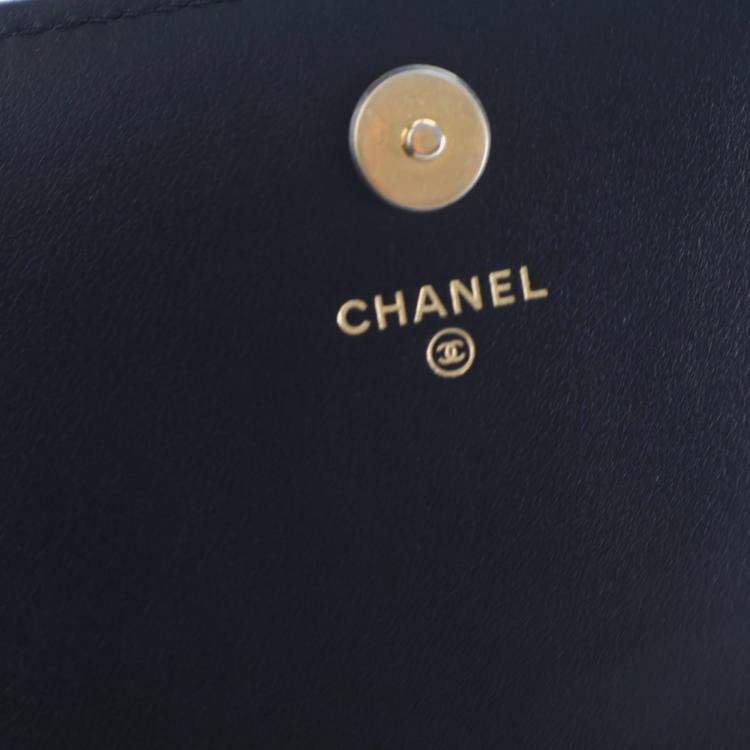 Pre Owned Chanel Small Velvet East West Clutch On Chain