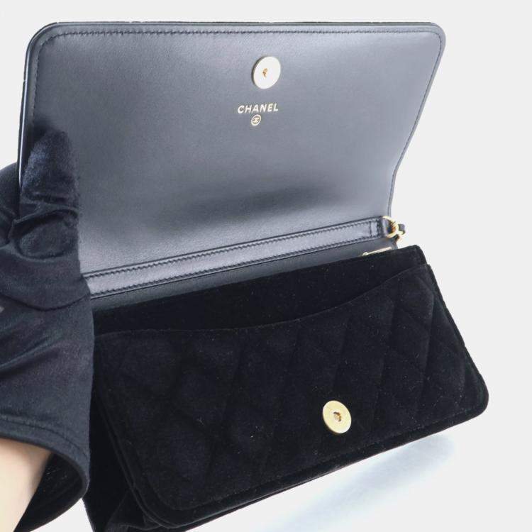 Pre Owned Chanel Small Velvet East West Clutch On Chain