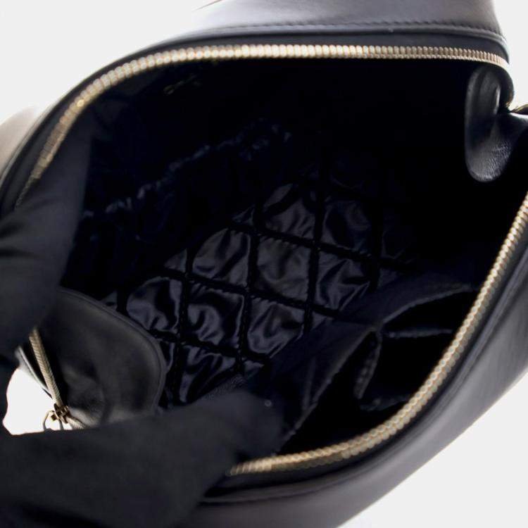 Pre Owned Chanel Lambskin Cosmetic Case