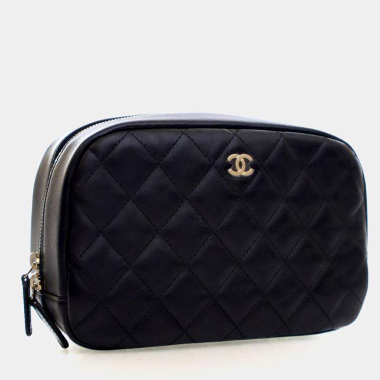 Pre Owned Chanel Lambskin Cosmetic Case