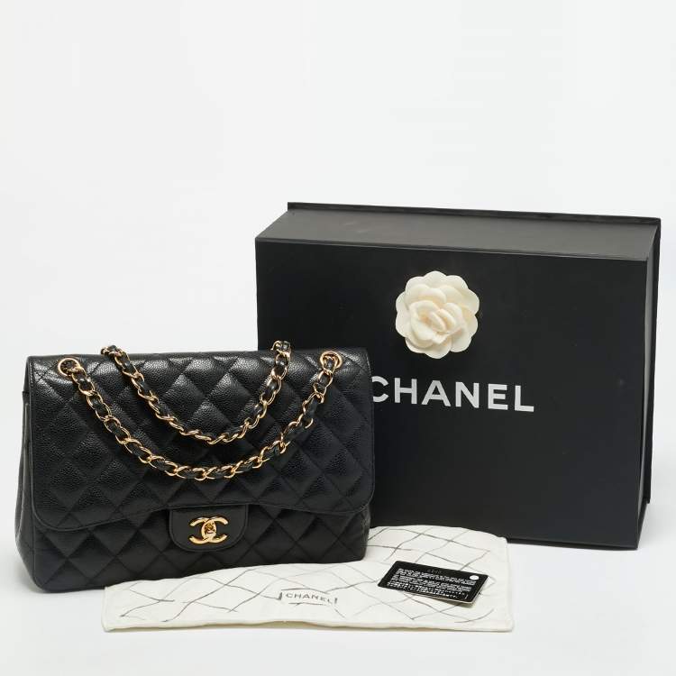 مملوكة مسبقًا Chanel Classic Double Flap Jumbo Black Quilted Caviar Leather Bag