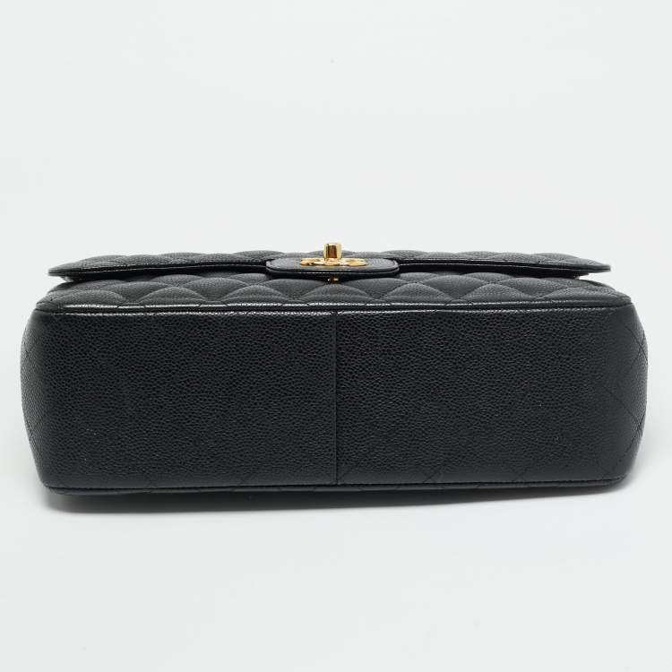 مملوكة مسبقًا Chanel Classic Double Flap Jumbo Black Quilted Caviar Leather Bag