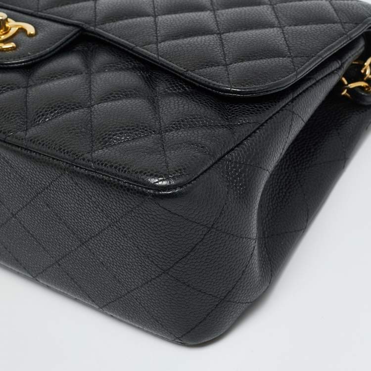 مملوكة مسبقًا Chanel Classic Double Flap Jumbo Black Quilted Caviar Leather Bag