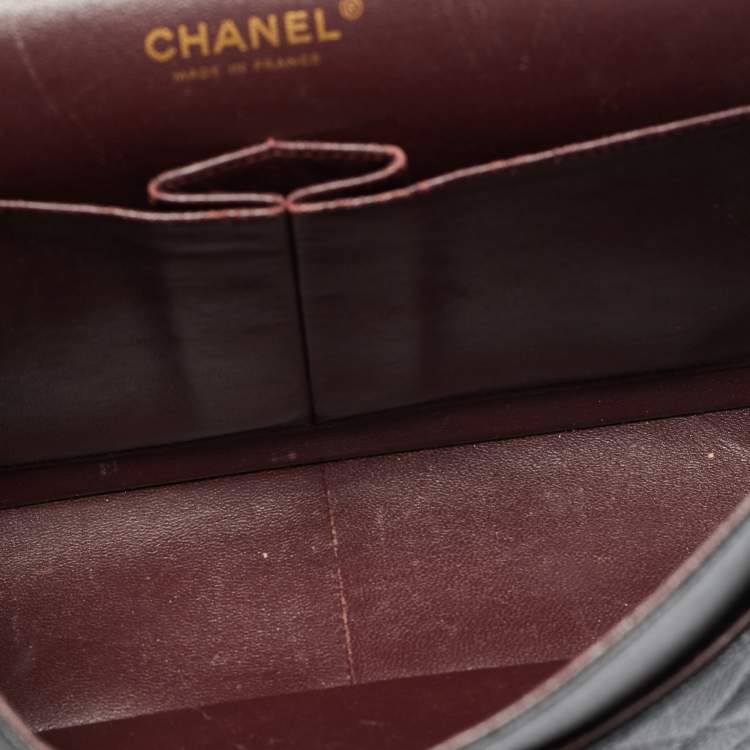 مملوكة مسبقًا Chanel Classic Double Flap Jumbo Black Quilted Caviar Leather Bag