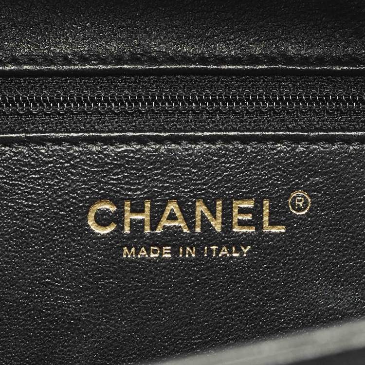 Pre Owned Chanel Filigree Vanity Large Quilted Caviar Leather Bag