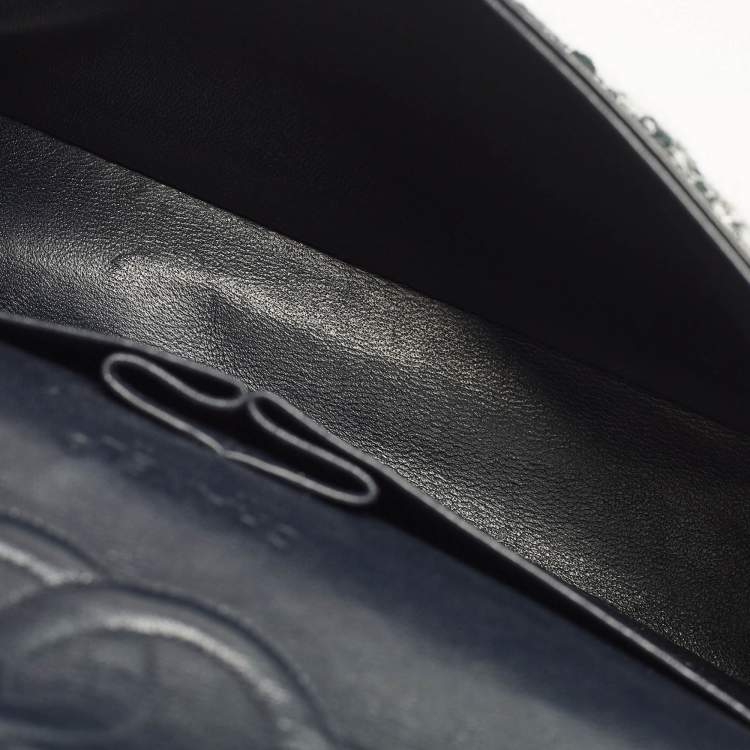 Pre Owned Chanel Classic Double Flap Medium Multicolor Tweed Shoulder Bag