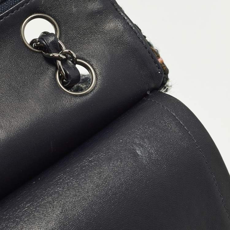 Pre Owned Chanel Classic Double Flap Medium Multicolor Tweed Shoulder Bag