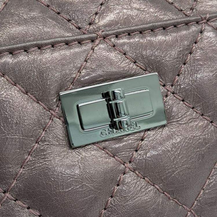 Pre Owned Chanel Pink Leather Vintage 2.55 Camera Bag Small