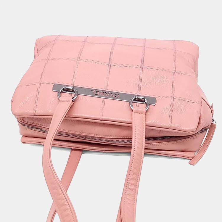 مملوكة مسبقًا Chanel Pink Leather Chanel Doctor Bag
