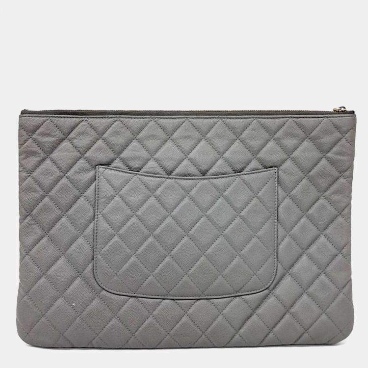 Pre Owned Chanel Grey Caviar Clutch Large