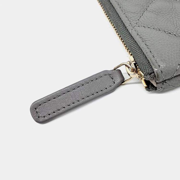 Pre Owned Chanel Grey Caviar Clutch Large