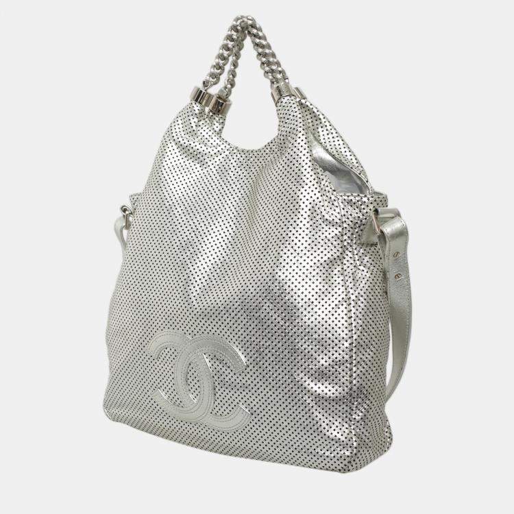 Pre Owned Chanel Roddeo Drive Medium Silver Leather Hobo Perforated Bag