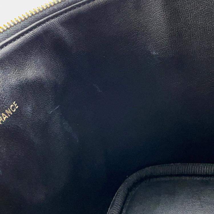 Pre Owned Chanel Cc Logo Vanity Bag Black Caviar Leather