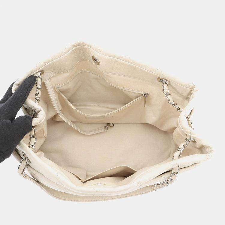 Pre Owned Chanel Matelasse Chaintote Bag Ivory Caviar Leather