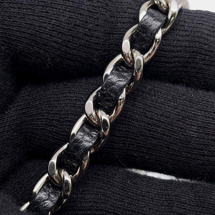 Pre Owned Chanel Matelasse Chain Wallet Black Caviar Leather