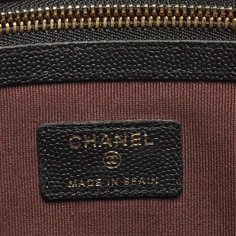 Pre Owned Chanel O Case Large Black Quilted Caviar Leather Zip Pouch Clutch