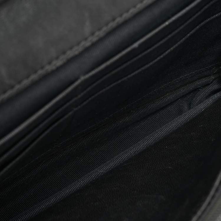 مملوكة مسبقًا Chanel Classic WOC Olive Green Quilted Patent Leather Bag