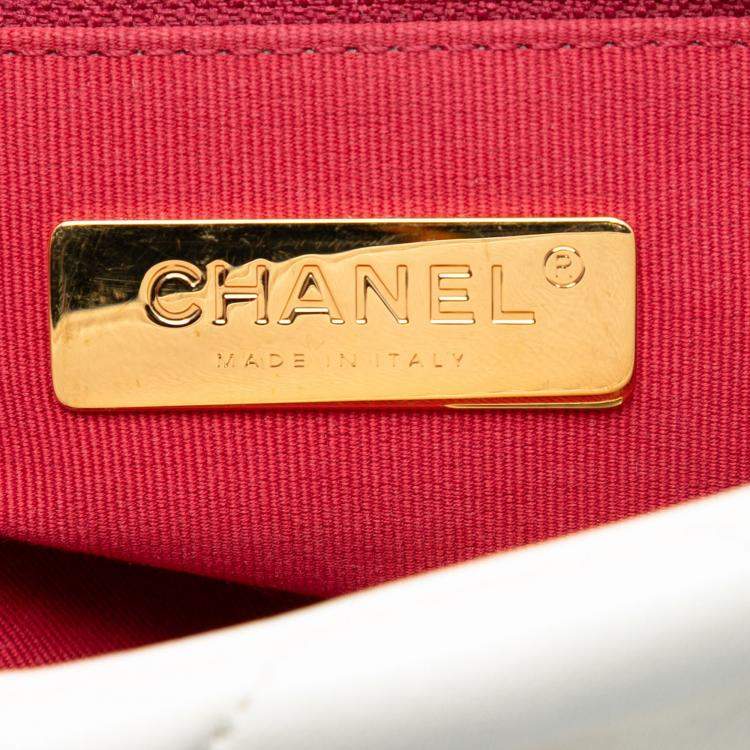 Pre Owned Chanel White Medium Lambskin 19 Flap