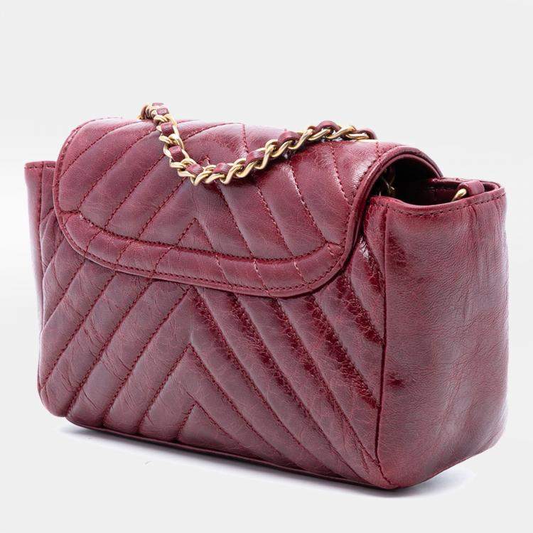 Pre Owned Chanel Red Small Chevron Aged Lambskin Hampton Flap