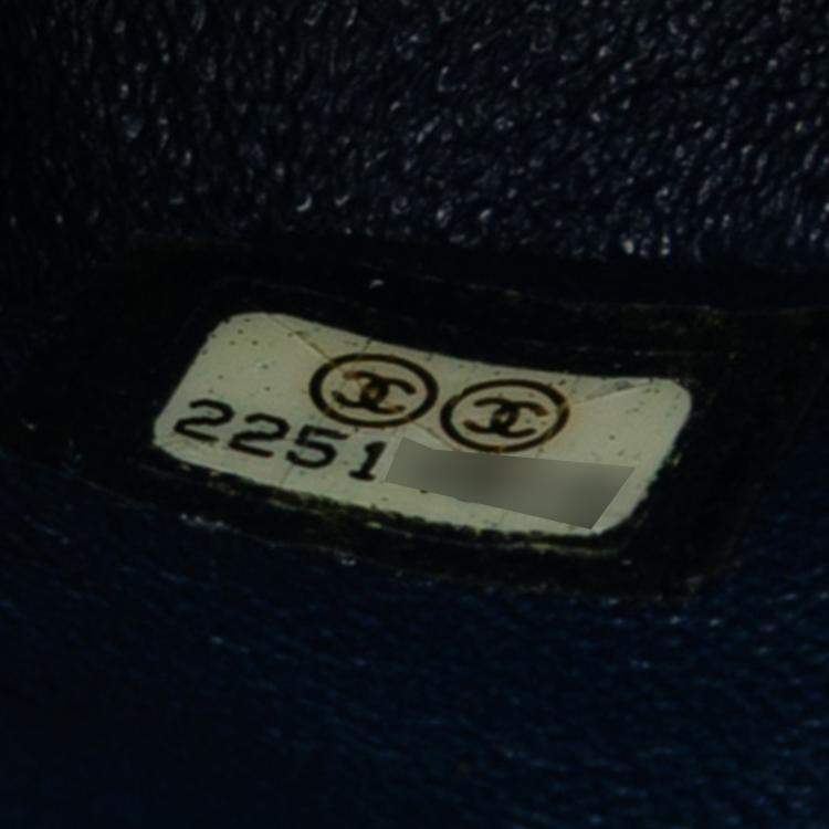 Pre Owned Chanel Blue Medium Classic Tricolor Lambskin Double Flap