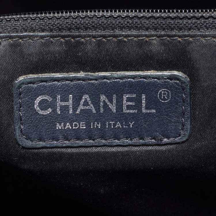 Pre Owned Chanel Grand Shopper Black Quilted Caviar Leather Tote