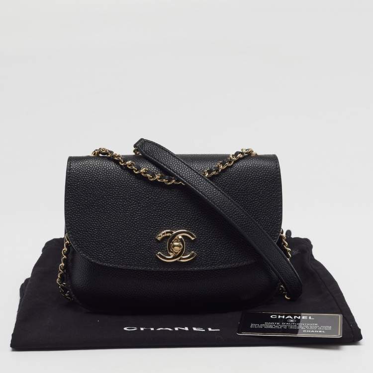 Pre Owned Chanel CC Curved Black Leather Flap Crossbody Bag