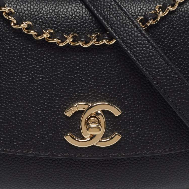 Pre Owned Chanel CC Curved Black Leather Flap Crossbody Bag