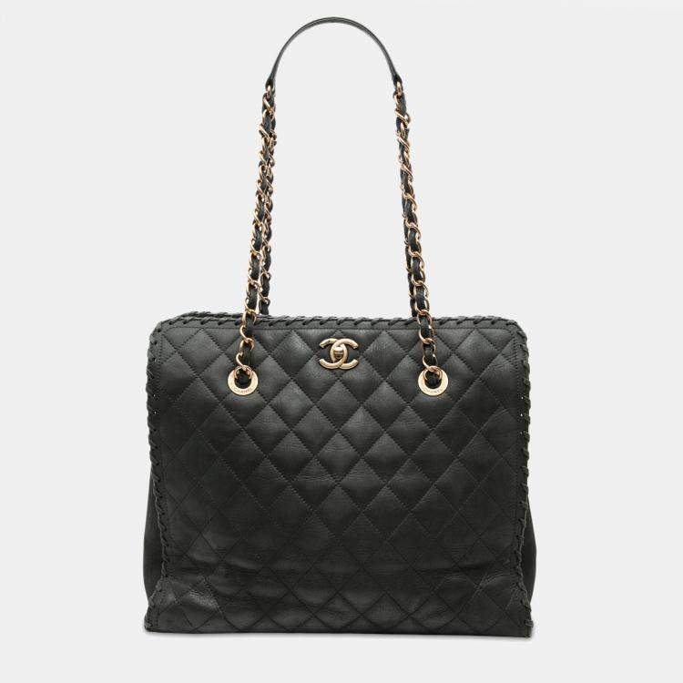 مملوكة مسبقًا Chanel Black CC Quilted Iridescent Calfskin Happy Stitch Tote
