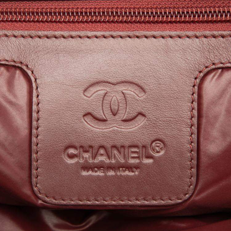 مملوكة مسبقًا Chanel Black Quilted Nylon Coco Cocoon Bowling Bag