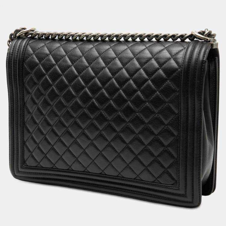 Pre Owned Chanel Black Large Quilted Lambskin Boy Flap