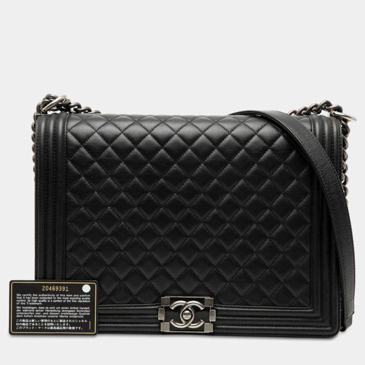 Pre Owned Chanel Black Large Quilted Lambskin Boy Flap