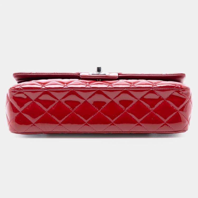 مملوكة مسبقًا Chanel Red Medium Classic Patent Double Flap