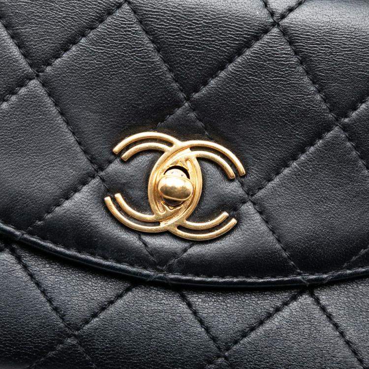 Pre Owned Chanel Black Small Quilted Lambskin Trendy Spirit Top Handle Bag