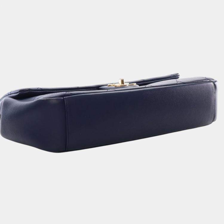 Pre Owned Chanel Blue Quilted Lambskin A Real Catch Flap