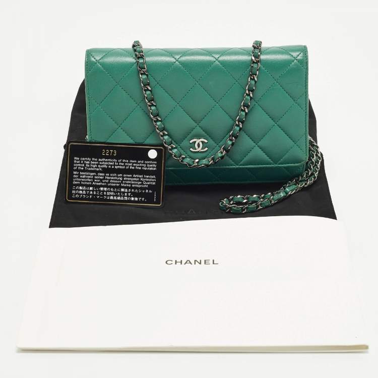 Pre Owned Chanel Classic CC Green Quilted Leather Wallet On Chain