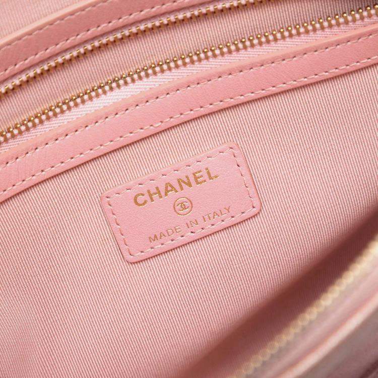 Pre Owned Chanel Pink Large Quilted Iridescent Caviar Night by the C O Case Clutch