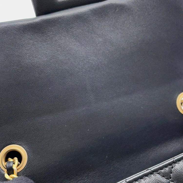 مملوكة مسبقًا Chanel Mini Matelasse Single Flap Cocoball Chain shoulder Bag Black Lambskin Size Mini