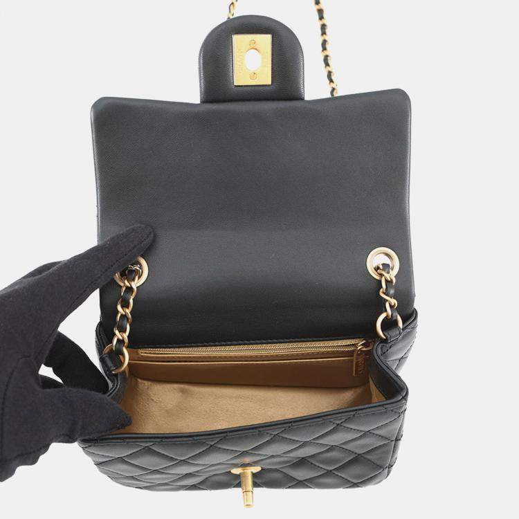 مملوكة مسبقًا Chanel Mini Matelasse Single Flap Cocoball Chain shoulder Bag Black Lambskin Size Mini