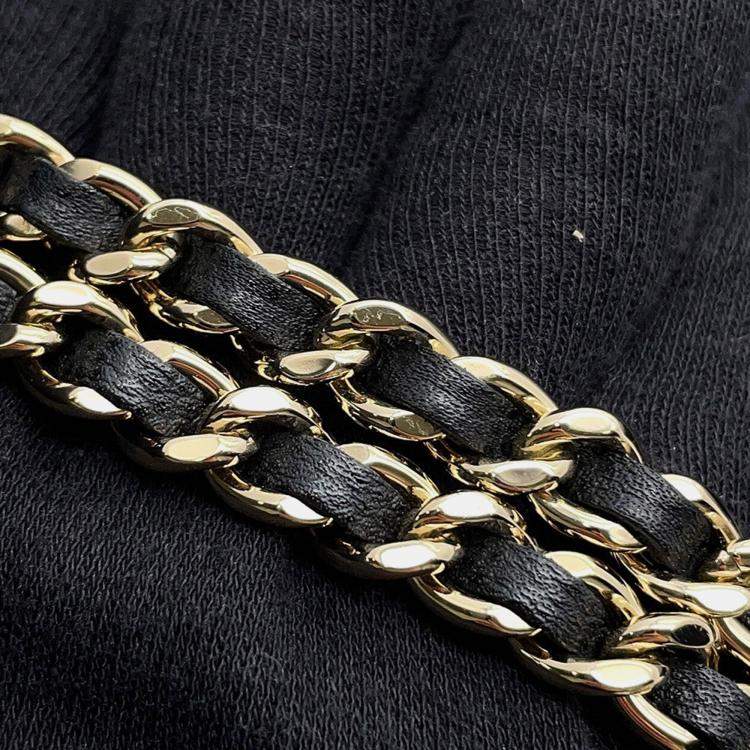 Pre Owned Chanel Matelasse Chain Wallet Black Caviar Leather