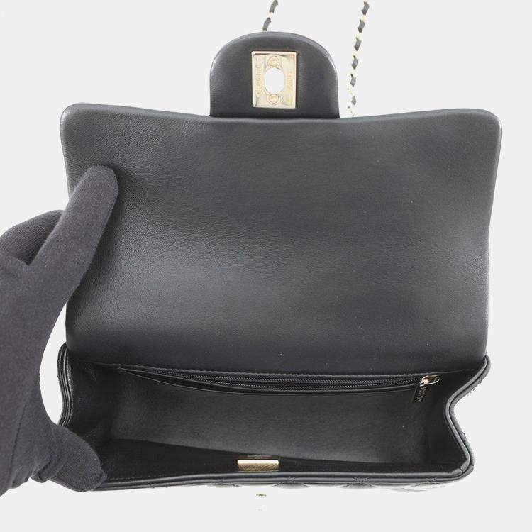 مملوكة مسبقًا Chanel Matelasse Top Handle Mini Flap Bag Black Lambskin Size 20