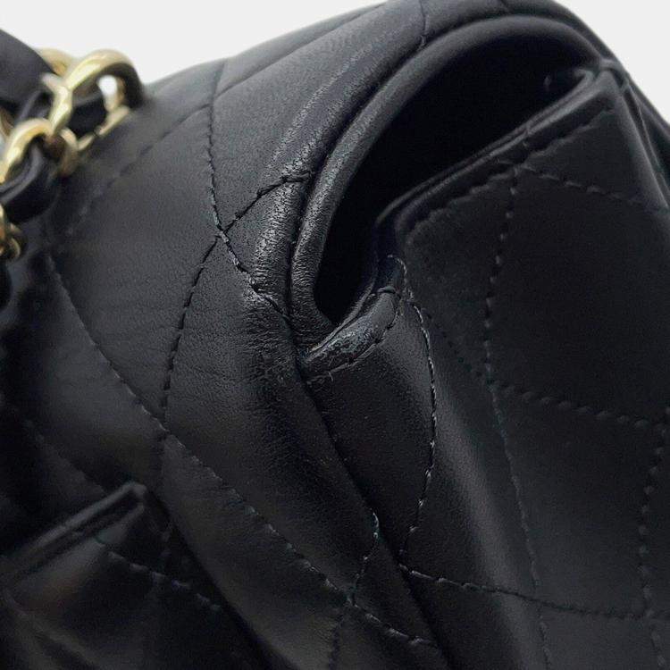 مملوكة مسبقًا Chanel Matelasse Top Handle Mini Flap Bag Black Lambskin Size 20