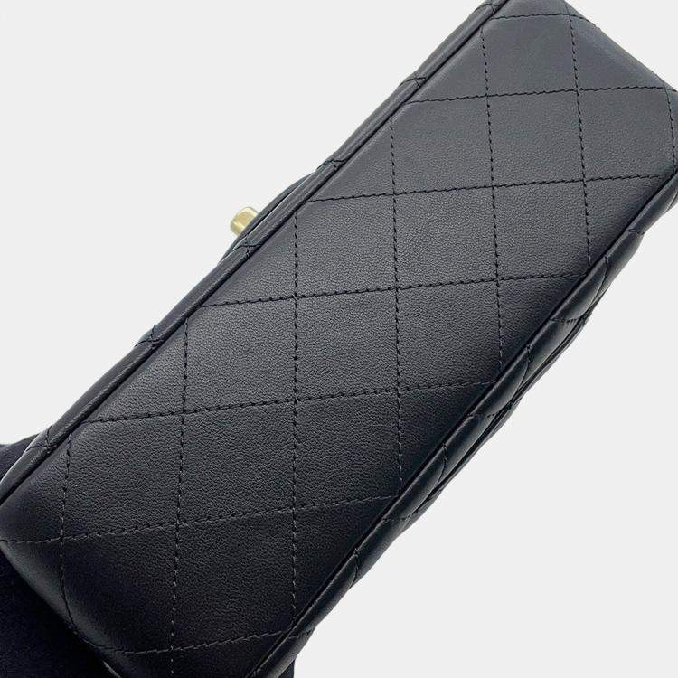 مملوكة مسبقًا Chanel Matelasse Top Handle Mini Flap Bag Black Lambskin Size 20