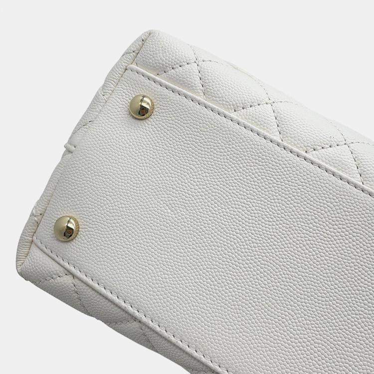 Pre Owned Chanel Coco Handle White Caviar Leather Size 29
